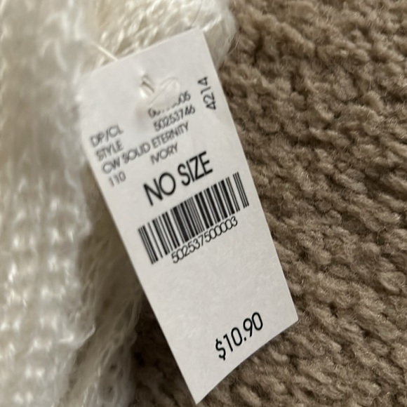 Scarf bundle - Picture 5 of 9